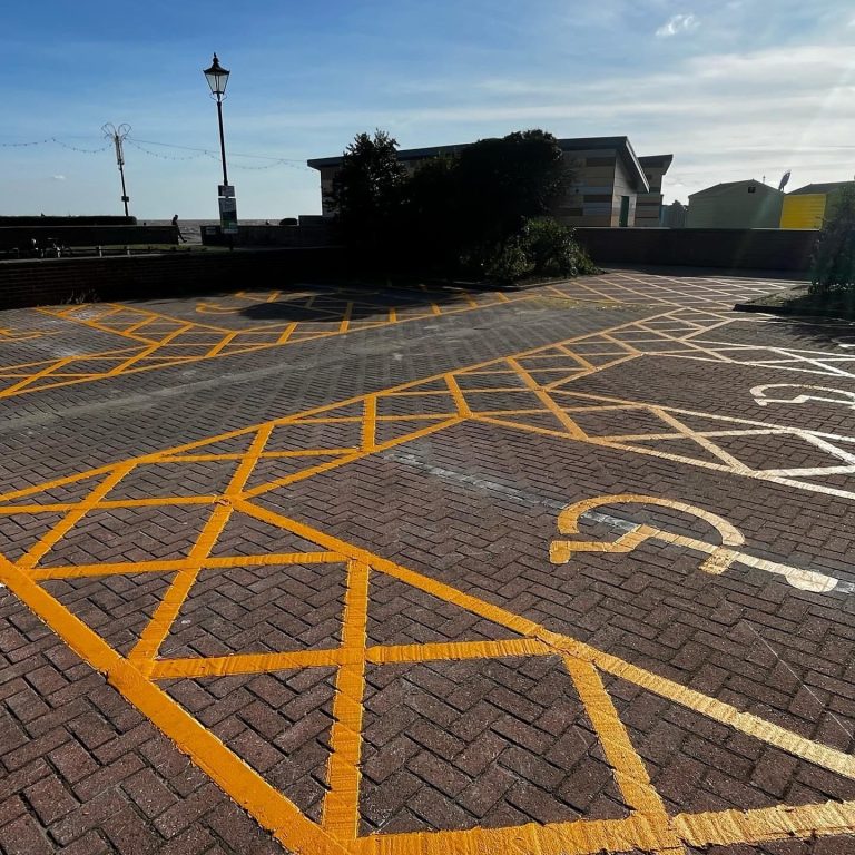 d line car park painting